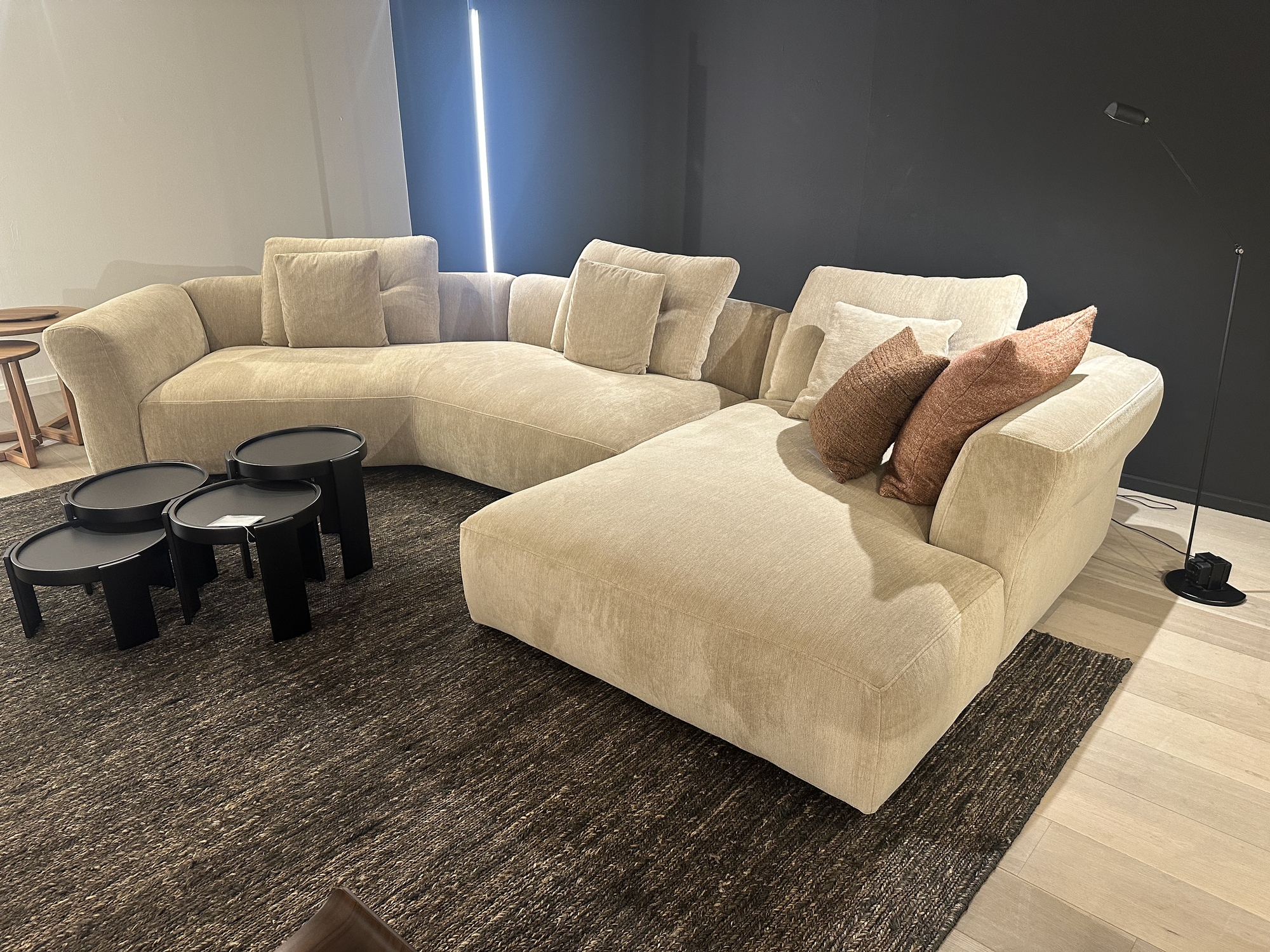 Cassina-zitopstelling Sengu Bold van Patricia Urquiola