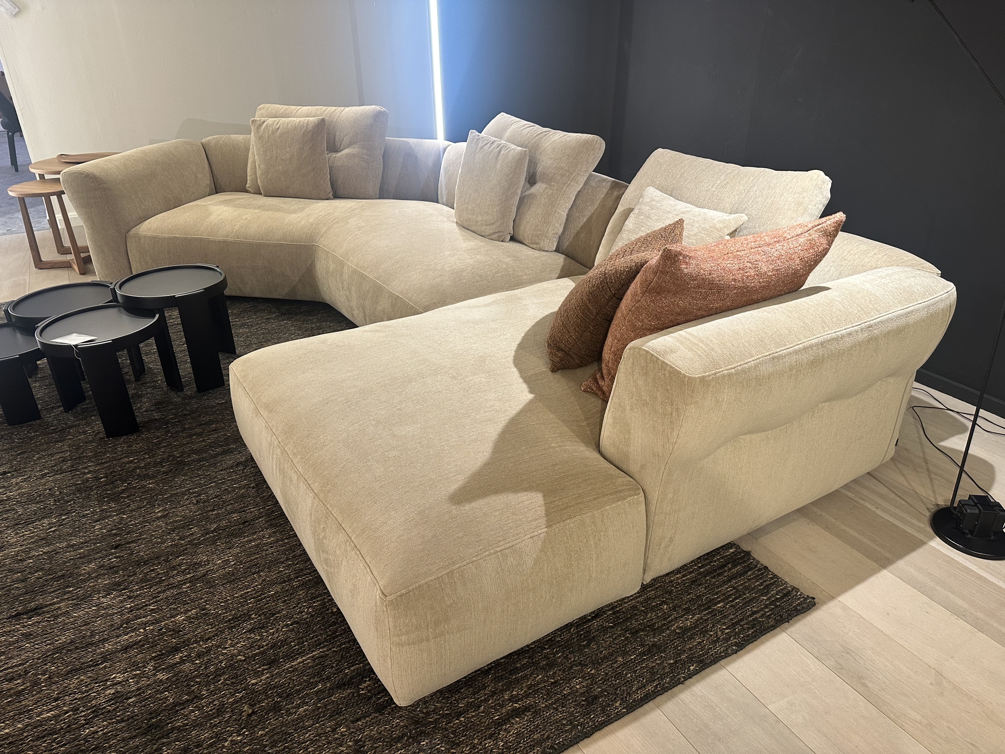 Cassina-zitopstelling Sengu Bold van Patricia Urquiola