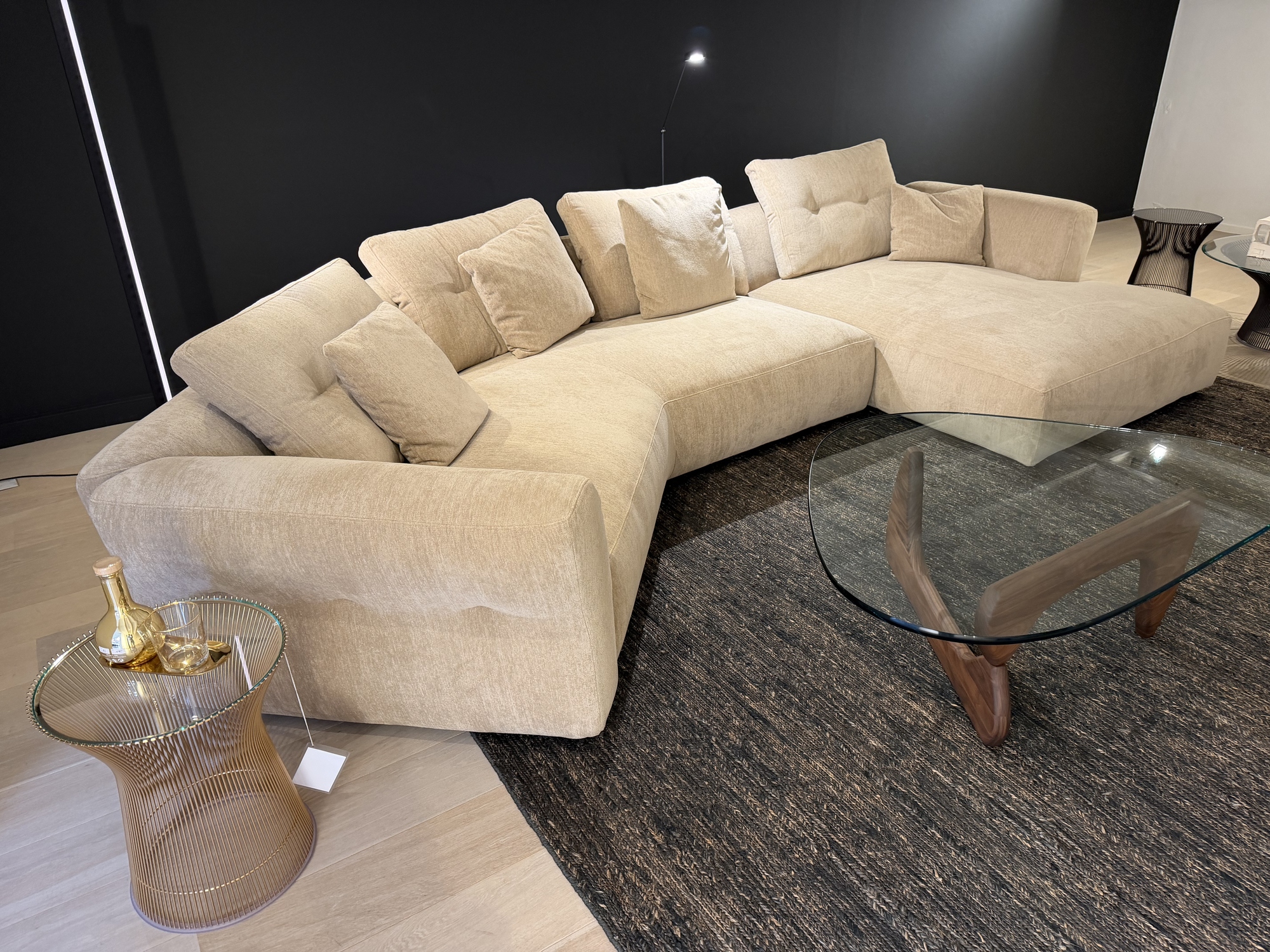 Cassina-zitopstelling Sengu Bold van Patricia Urquiola